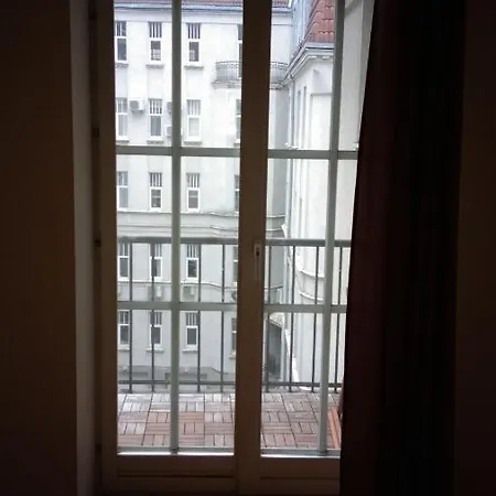 Entire Quality In Embassy Area Appartement